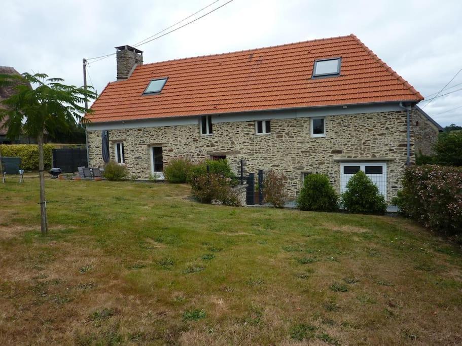 Maison rénovée dans le bocage Normand Canisy Esterno foto